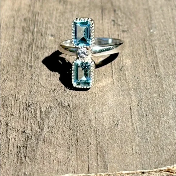 Topaz & Iolite Ring - Picture 7 of 9